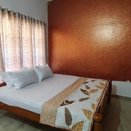 Flintstone Home Kushalnagar Exterior photo