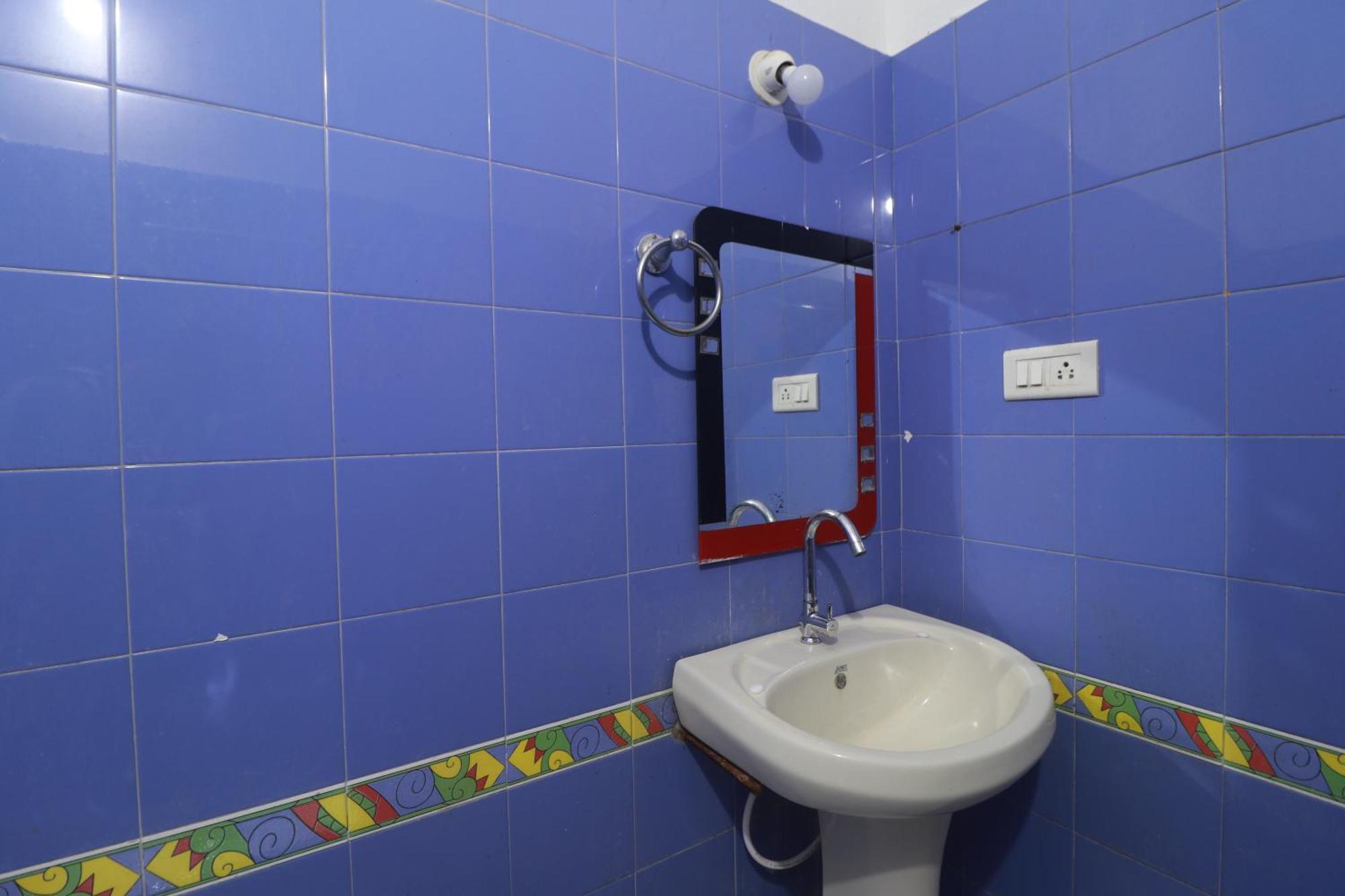 Flintstone Homestay Kushalnagar